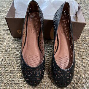 Corso Como Floral Laser Cut Flats 8 NIB